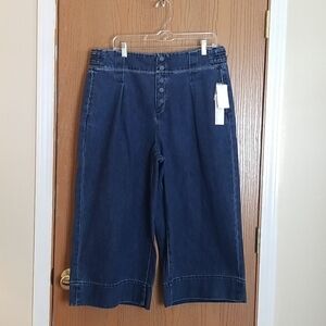 NWT Habitual Dark Wash Paperbag Crop Jeans 32